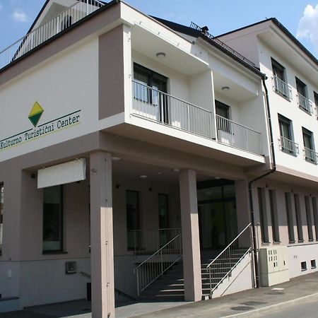 Hotel Oskar Hrib-Loski Potok Εξωτερικό φωτογραφία