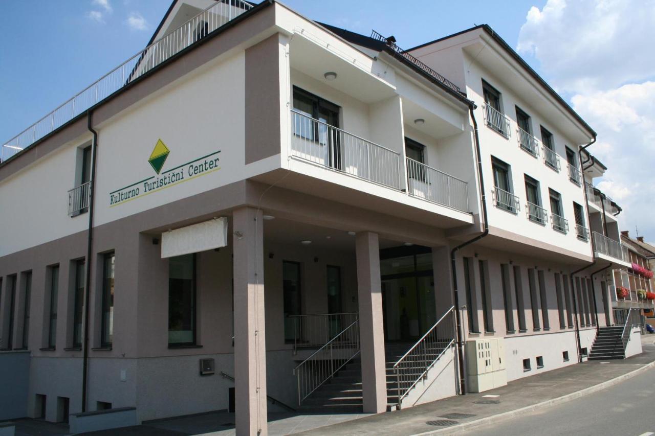 Hotel Oskar Hrib-Loski Potok Εξωτερικό φωτογραφία