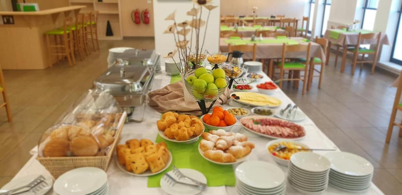 Hotel Oskar Hrib-Loski Potok Εξωτερικό φωτογραφία