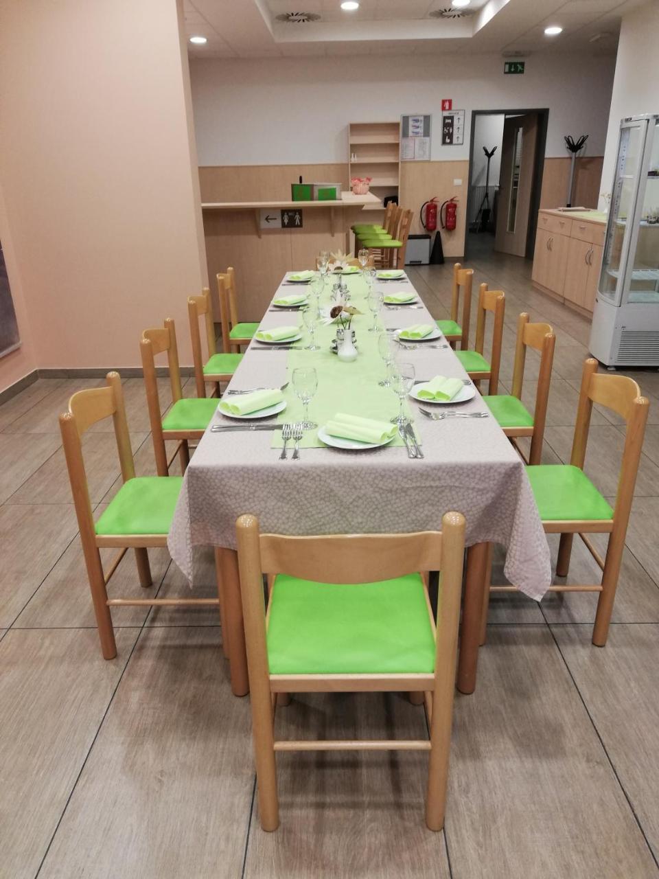 Hotel Oskar Hrib-Loski Potok Εξωτερικό φωτογραφία